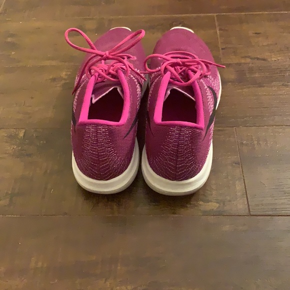 Nike Fury Sneakers - Picture 4 of 6